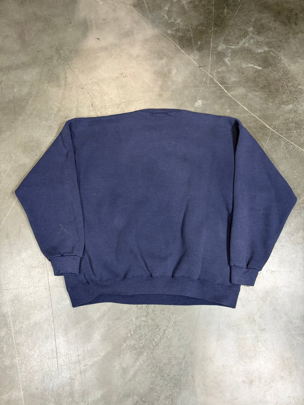 Alaska Wolves Vintage Crewneck
