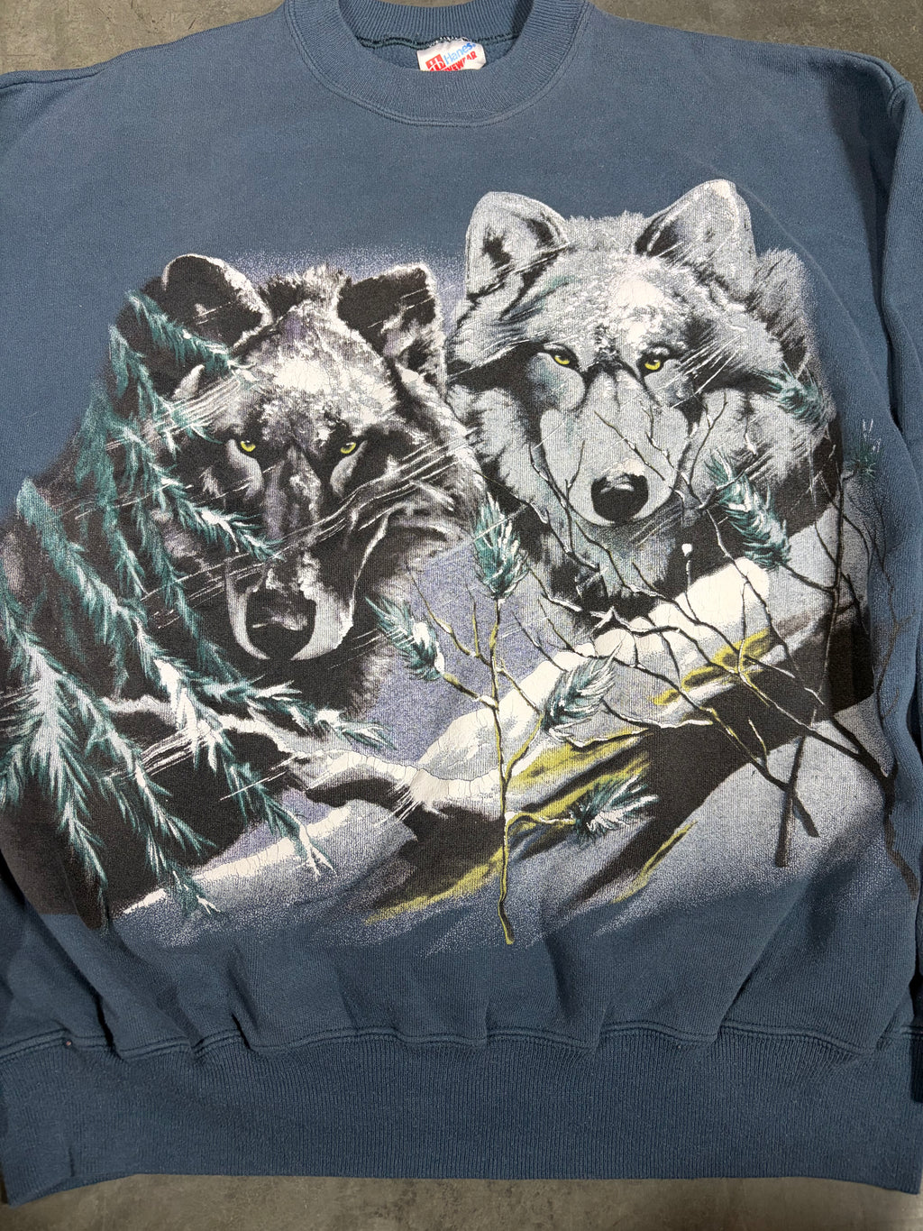 Wolf/nature vintage crewneck